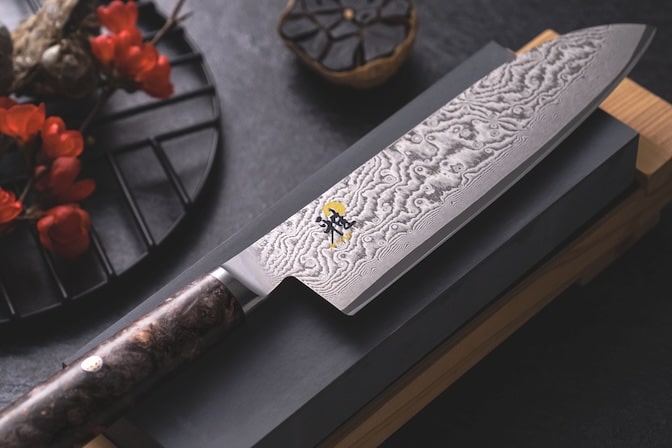 Miyabi Black blade detail